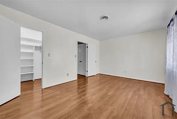 2136 Lynngate Dr #C — Photo 24