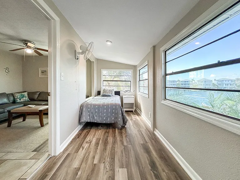 13535 Boca Ciega Ave — Photo 10