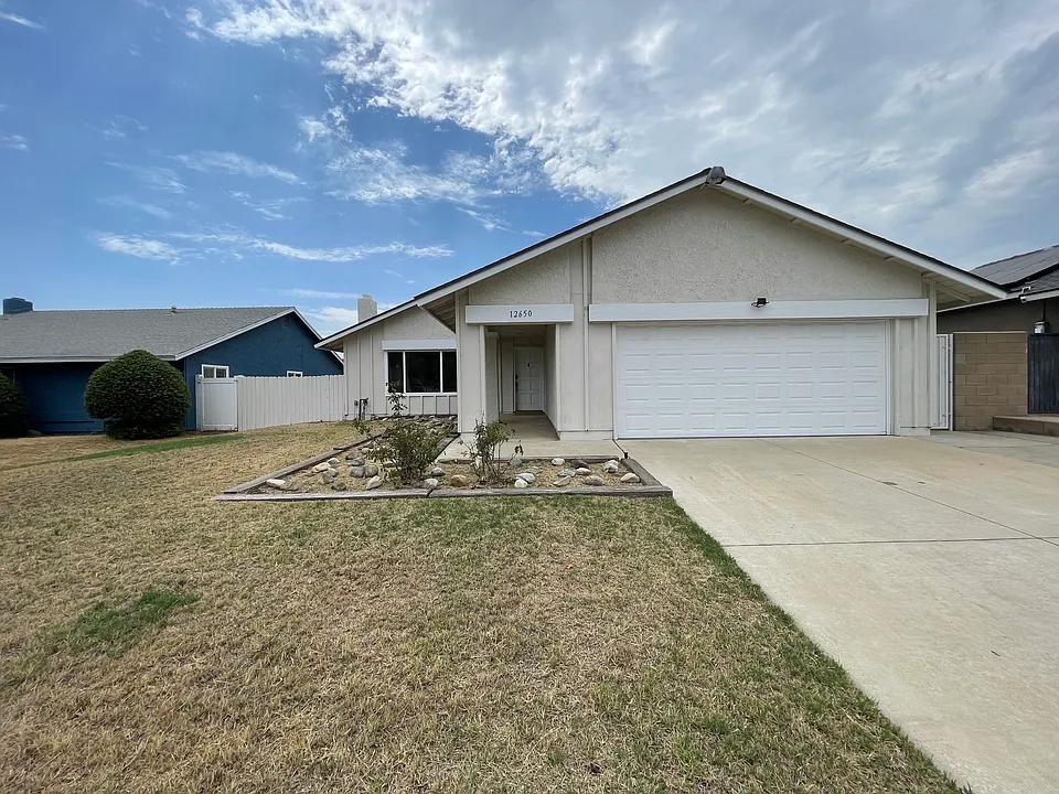 12650 Cypress Ave