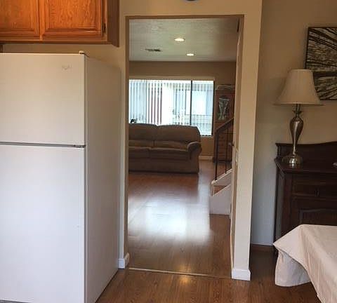 3rd image of 5059 Sutter Creek Cir