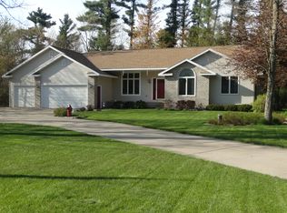 4711 Falcon Ct, Wisconsin Rapids, WI 54494