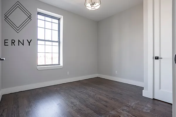 Rented by ERNY LLC | media 9