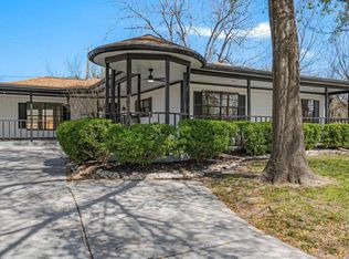 5502 Hewitt Dr, Houston, TX 77092