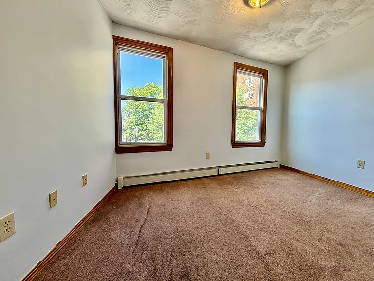 1236 Cambridge St #2R — Photo 9