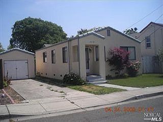 3rd image of 2216 Napa St