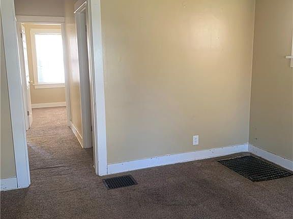 3rd image of 2329 Emerson Ave