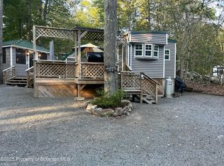 79 Rainbow Dr, Gouldsboro, PA
