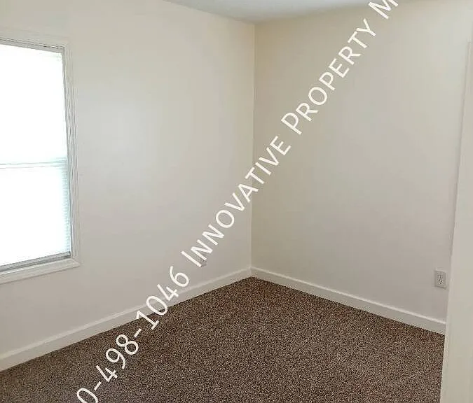 2266 Donovan St — Photo 13