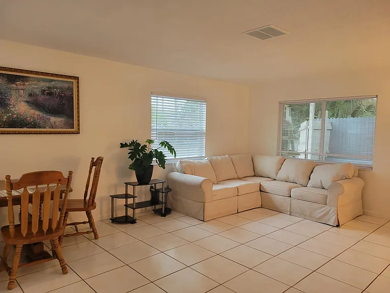 1258 Franklin St #1 — Photo 9