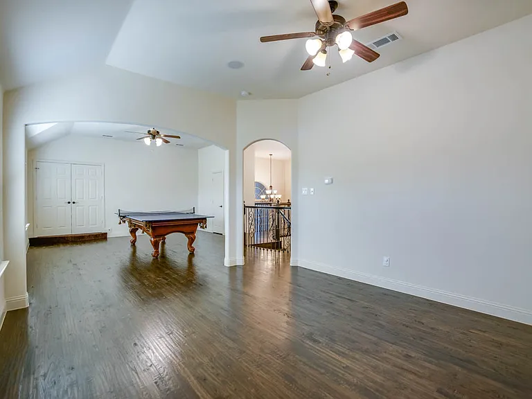 13083 Montfair Blvd — Photo 15