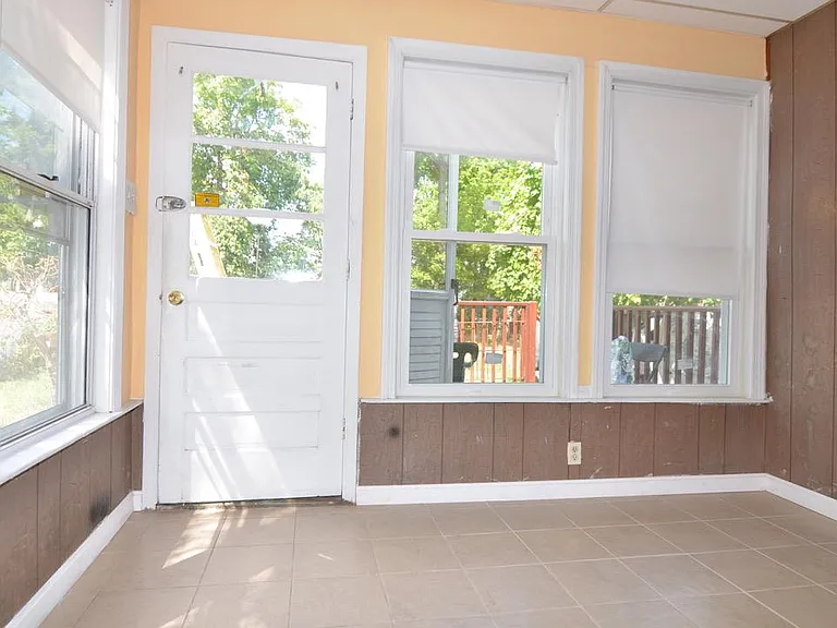 156 Billings St #1 — Photo 17