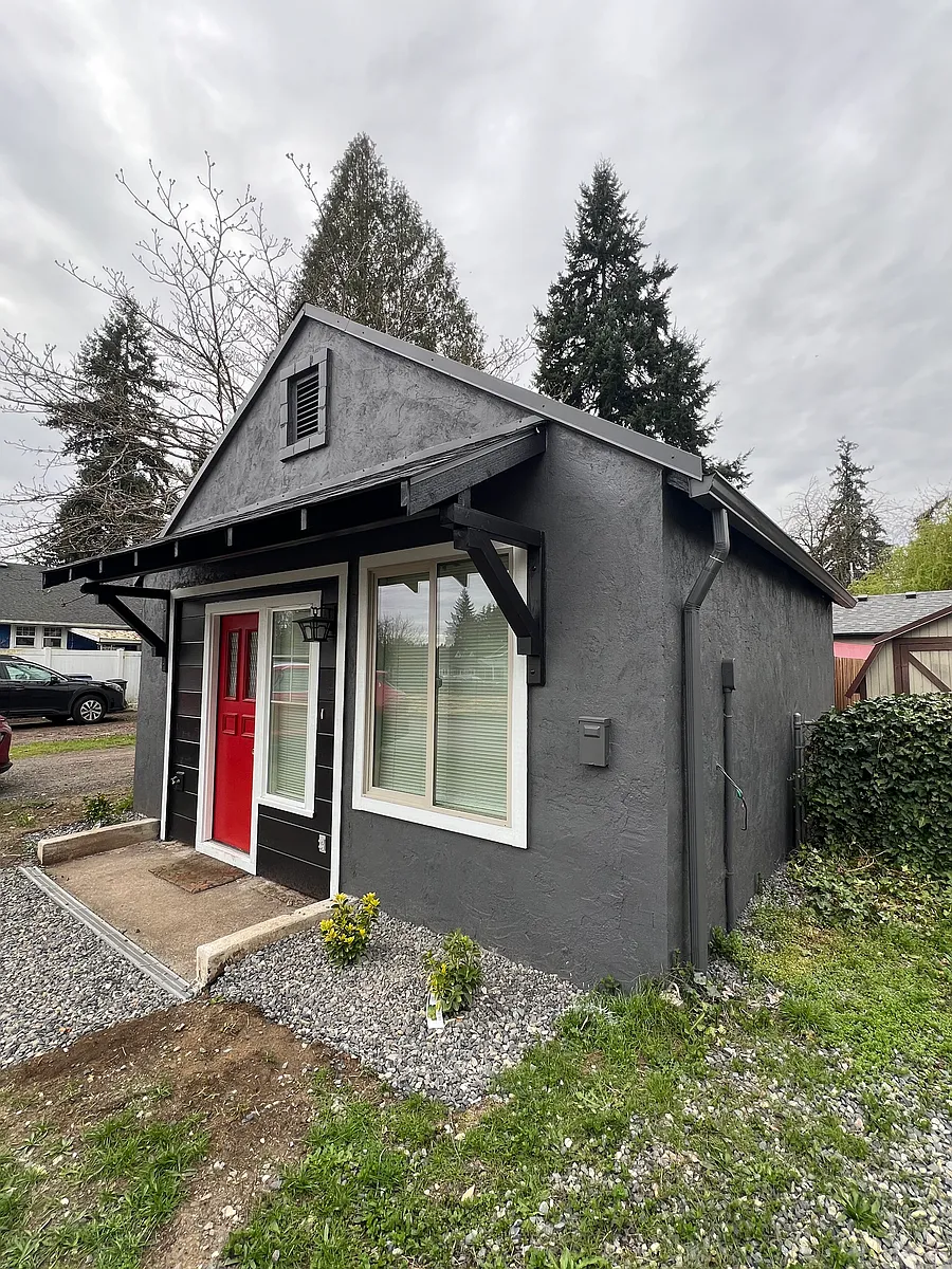Building Photo - 3200 Watson Ave #B
