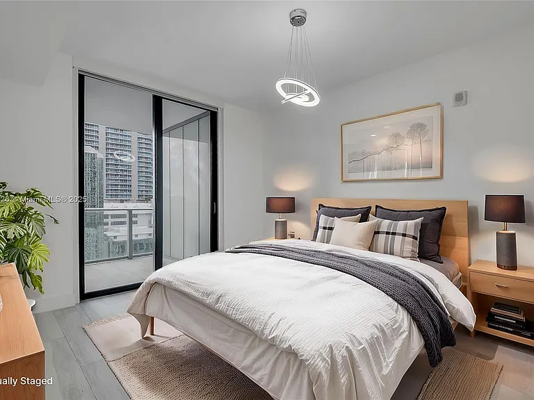 1010 Brickell Ave #1904 — Photo 13