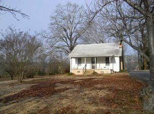 1604 Shadwick Cemetery Rd, Hixson, TN 37343