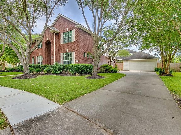 2nd image of 2603 Plantation Hollow Ct