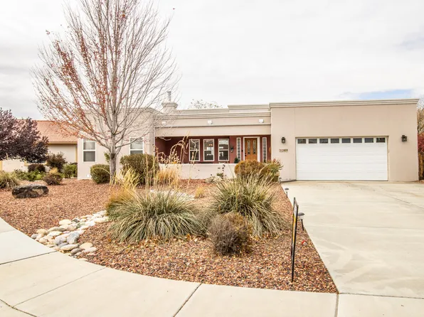 2409 Catalina Ct, Farmington, NM 87401