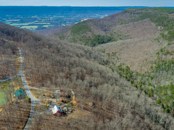 617 Evening Shade Ln, Graysville, TN 37338