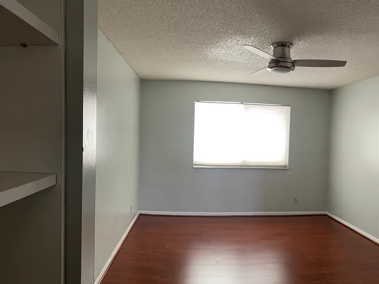 5941 Strawberry Lakes Cir — Photo 10