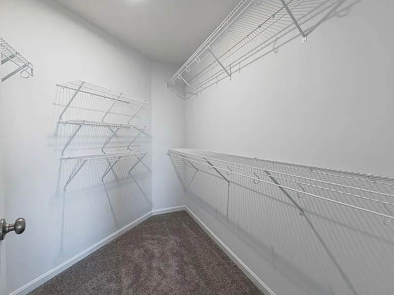 5239 Hazeltine Ln — Photo 11
