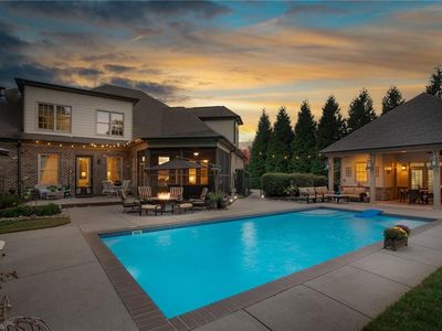 8404 Linville Oaks Dr, Oak Ridge, NC, 27310