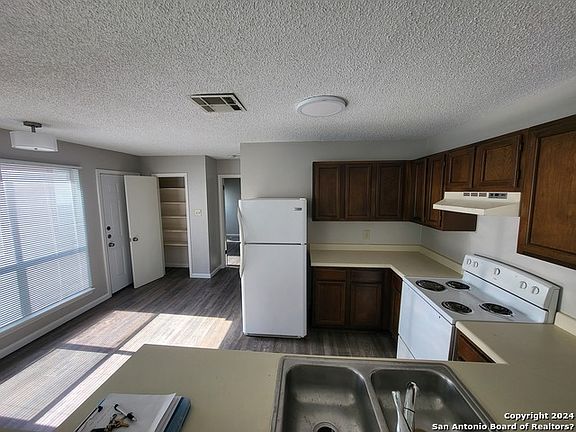 5th image of 8431 Cranberry Hl #1