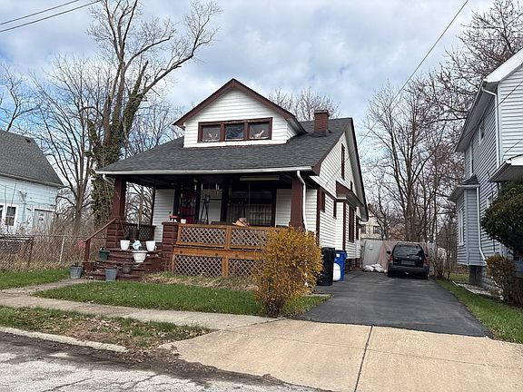 2nd image of 11313 Cotes Ave