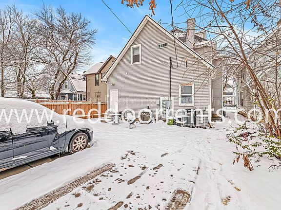 5th image of 2345 N Kenwood Ave #C