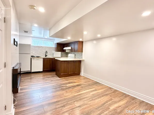 844 Danforth Rd #2, Toronto, ON M1K 1H5