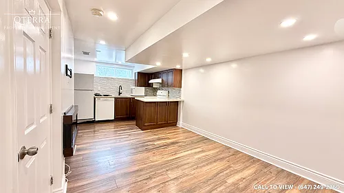 844 Danforth Rd #2 Photo 1