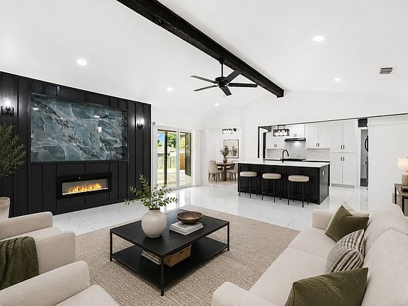 4th image of 610 Athenia Way