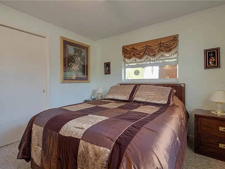 37 Oakland Hills Pl — Photo 25