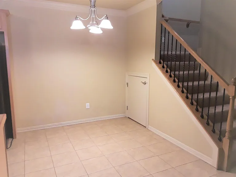 10 S Woodsprings Dr #1 — Photo 14