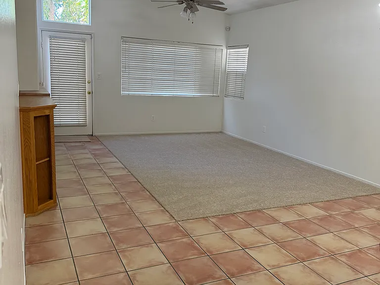 8404 Persimmon Dr — Photo 4