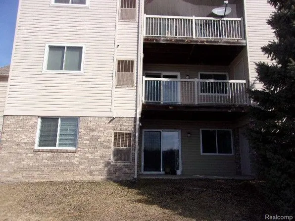 866 Amanda Ln, Pontiac, MI