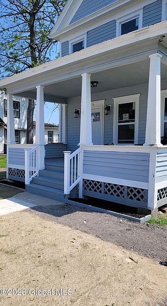 4th image of 5 Barton Avenue