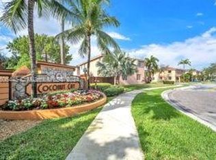 750 NW 206th Ter, Miami Gardens, FL 33169