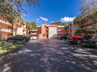3150 Holiday Springs Blvd #8-105, Margate, FL 33063