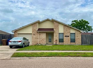 2413 Manitoba Dr, Corpus Christi, TX 78418