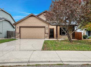 131 E Ironstone Dr, Meridian, ID 83646
