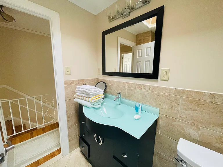 8831 Macon St — Photo 15