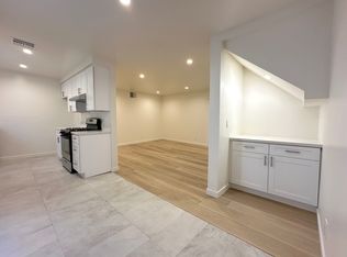 4727 Kester Ave #101, Sherman Oaks, CA 91403