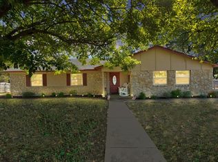 3900 Mountain Vista Dr, Granbury, TX 76048