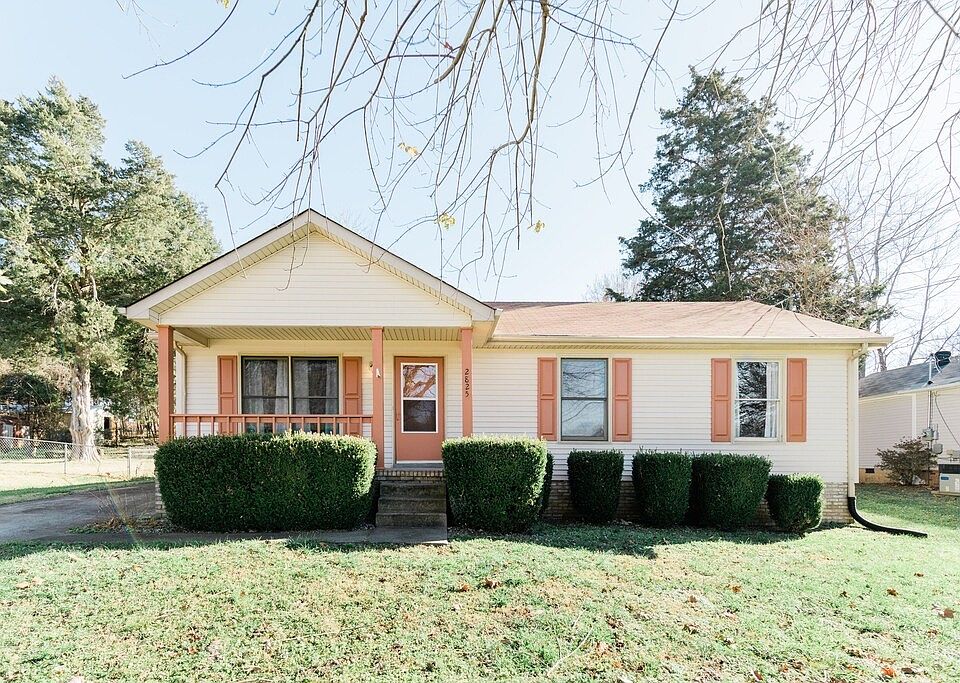 1st image of 2825 Summertree Ln