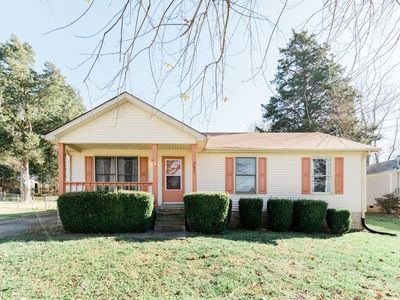 2825 Summertree Ln, Clarksville, TN, 37040