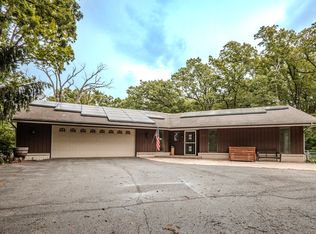 7853 Shaw Rd, Belvidere, IL 61008