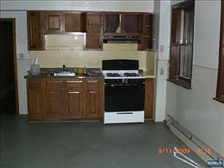 2nd image of 199 New York Ave