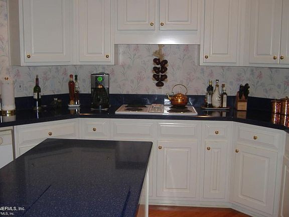5th image of 3927 Muirfield Blvd E