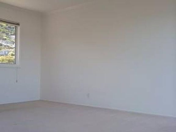 5th image of 206 Caledonia St APT 4