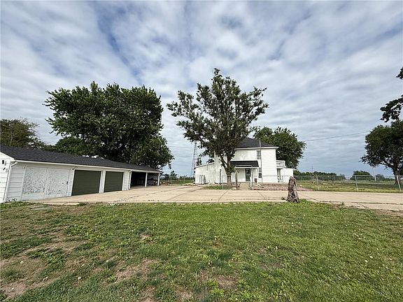 3rd image of 14190 16th Hwy #K
