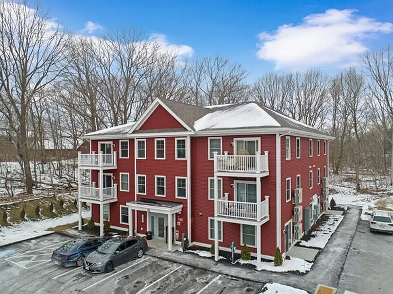 Winchester Woods Apartments — Photo 18